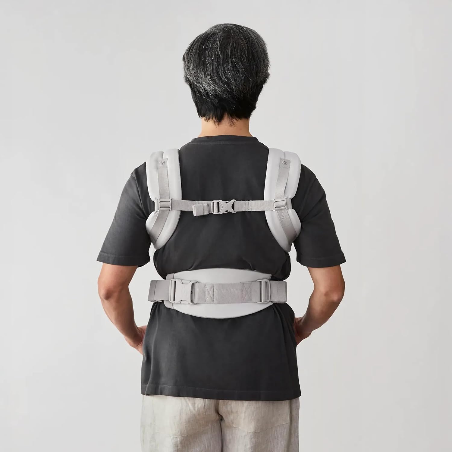 Ergobaby Omni Classic Baby Carrier for Newborn to Toddlers 0-48 Months (7-45 lbs) - 4-Position Breathable Mesh Baby Carrier with Ergonomic Support - Pearl Grey
