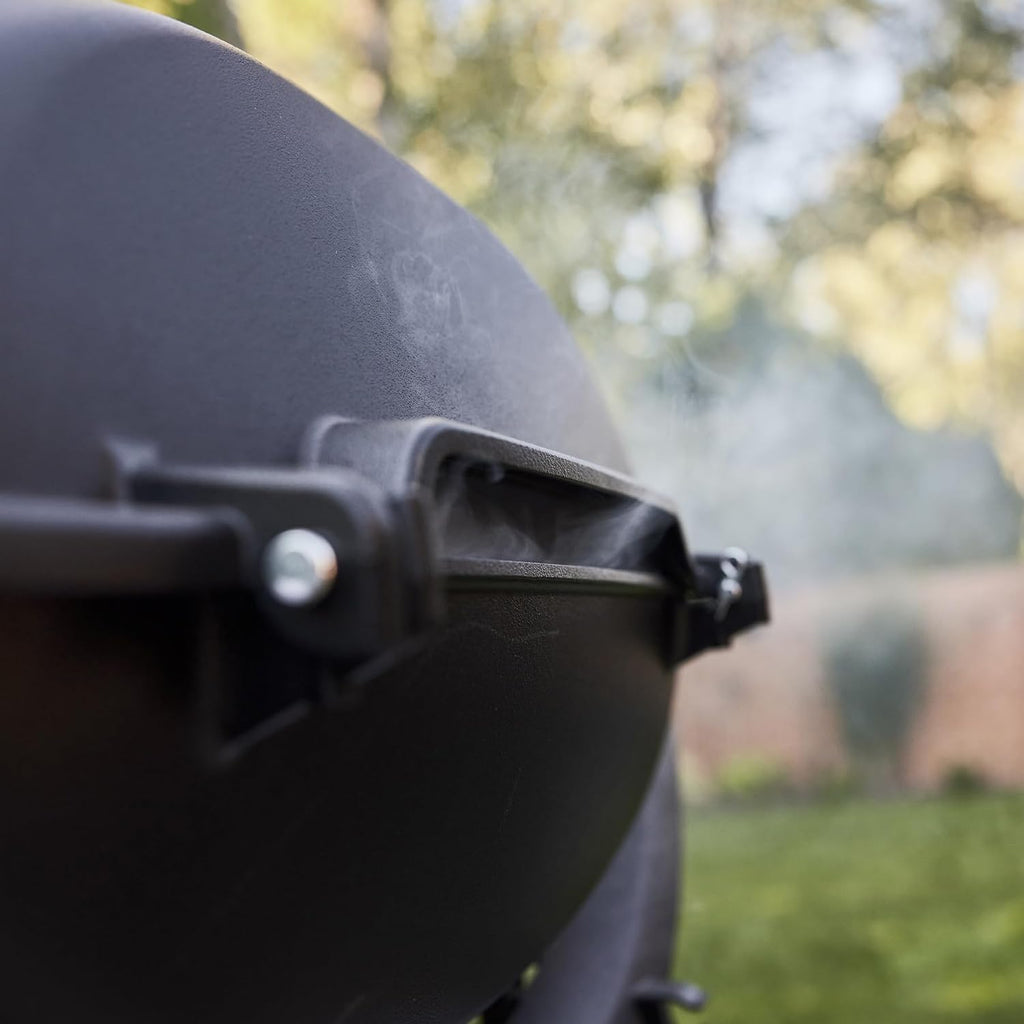 Weber Q 2800N+ Liquid Propane Grill with Stand, Midnight Black – Wide 250°–700°F Temp Range with Plus Burner for Searing, Low‑Temp Roasting & High-Dome Lid