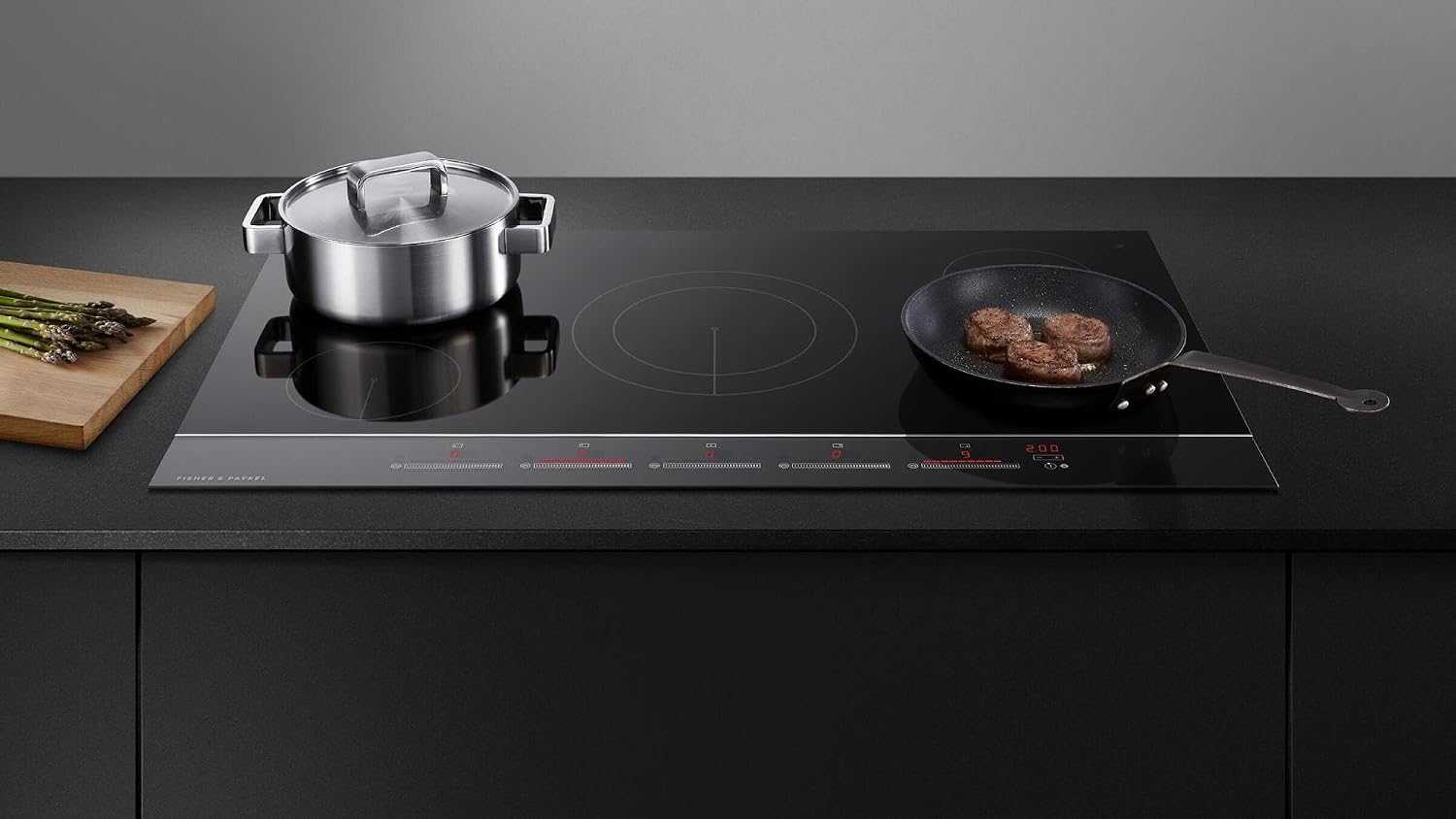 Fisher & Paykel CI304PTX4 30' 4 Zone Induction Cooktop