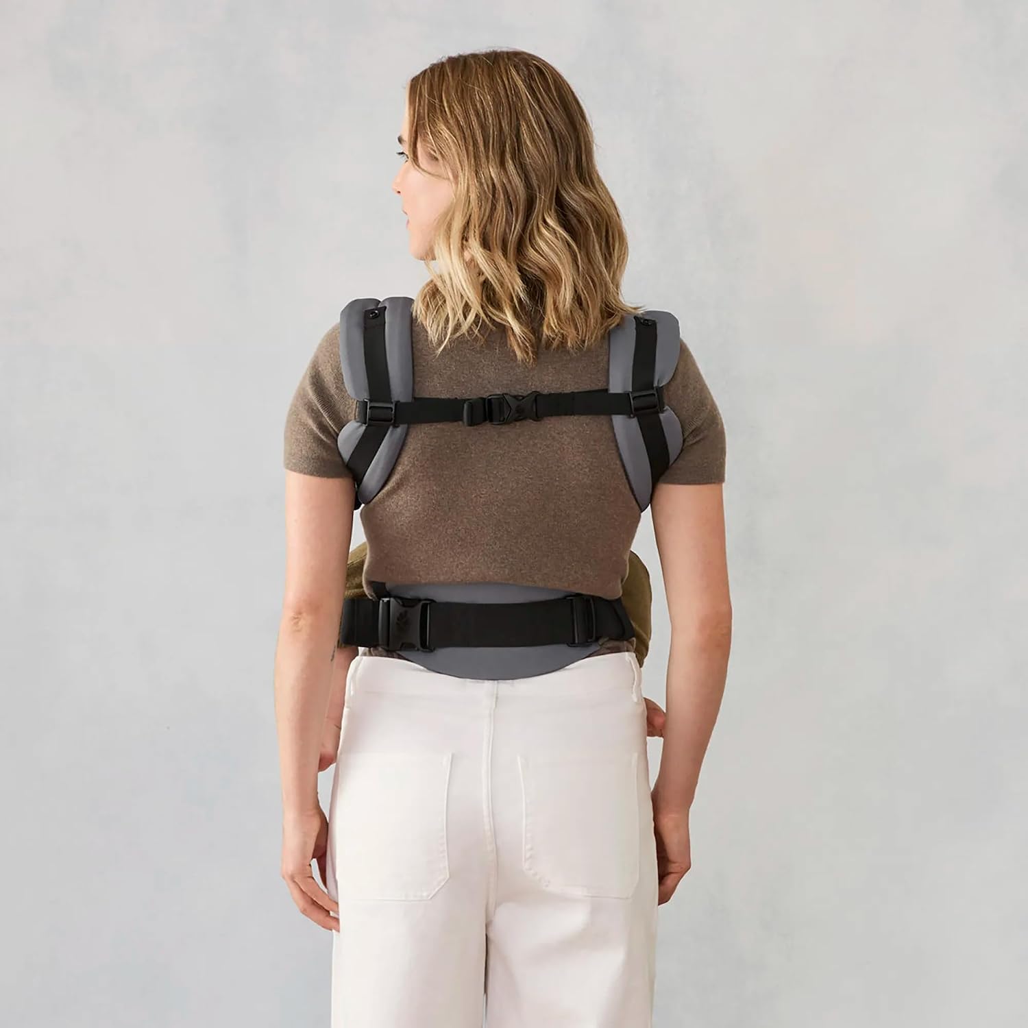 Ergobaby Omni Classic Baby Carrier for Newborn to Toddlers 0-48 Months (7-45 lbs) - 4-Position Breathable Mesh Baby Carrier with Ergonomic Support - Charcoal Grey