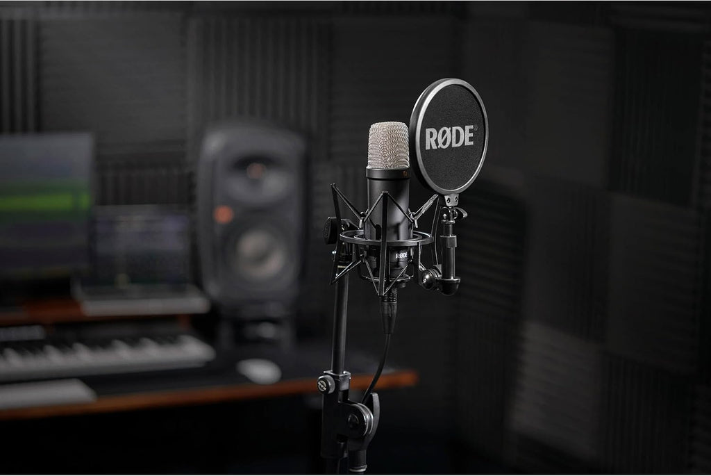 Rode NT1 Signature Black Large-Diaphragm Cardioid Condenser Microphone Bundle with PSA1+ Silent Boom Arm — 4 dBA Self-Noise XLR Studio Mic for Singing, Vocal Recording, Voice Over, Podcasting