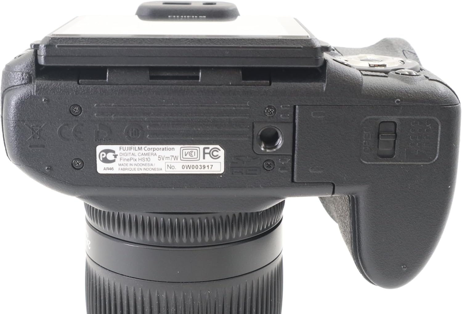 Fujifilm FinePix HS10 10 MP CMOS Digital Camera with 30x Wide Angle Optical Zoom and 3-Inch LCD