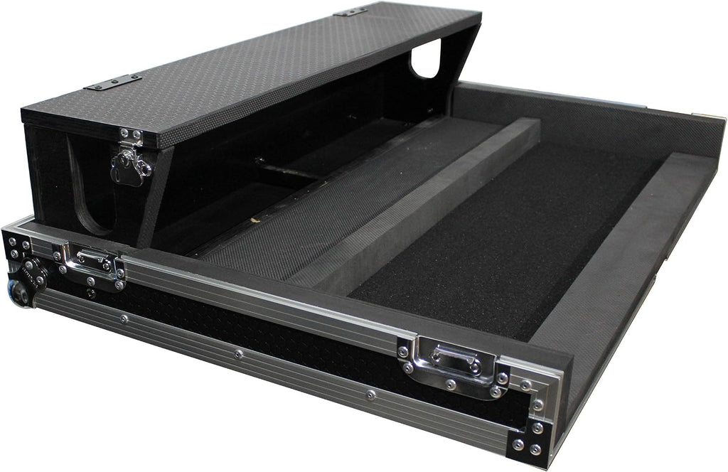 ProX XS-AHQU32DHW ATA Digital Audio Mixer Flight Case for Allen & Heath QU-32 Console with Doghouse compartment and Caster wheels