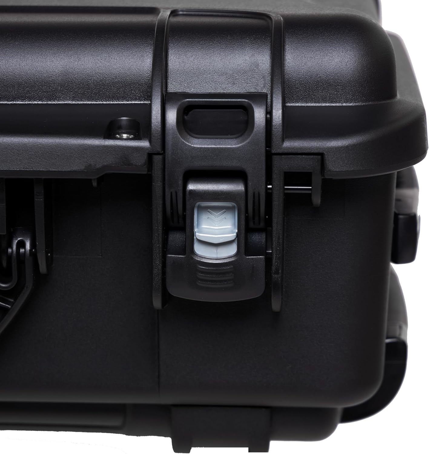 Gator Cases Titan Series Waterproof Utility/Equipment Case with Divider Insert, 20.5' x 11.3' x 7.5' (GU-2011-07-WPDV)