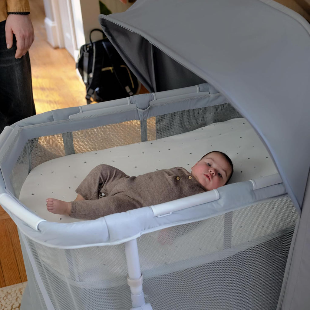 Ingenuity Dream Retreat 3-in-1 Portable Bassinet & Playard, Easy 3-Step Fold, Includes Indoor Outdoor UPF 50+ Light Blocking Shade, Mattress, & Sheet, 0-36 Months - Neutral