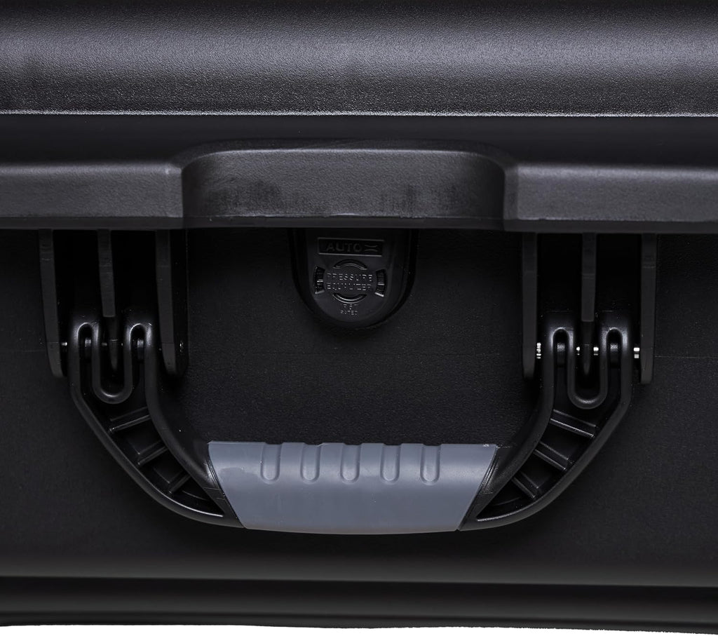 Gator Cases Titan Series Waterproof Utility/Equipment Case with Divider Insert, 20.5' x 11.3' x 7.5' (GU-2011-07-WPDV)