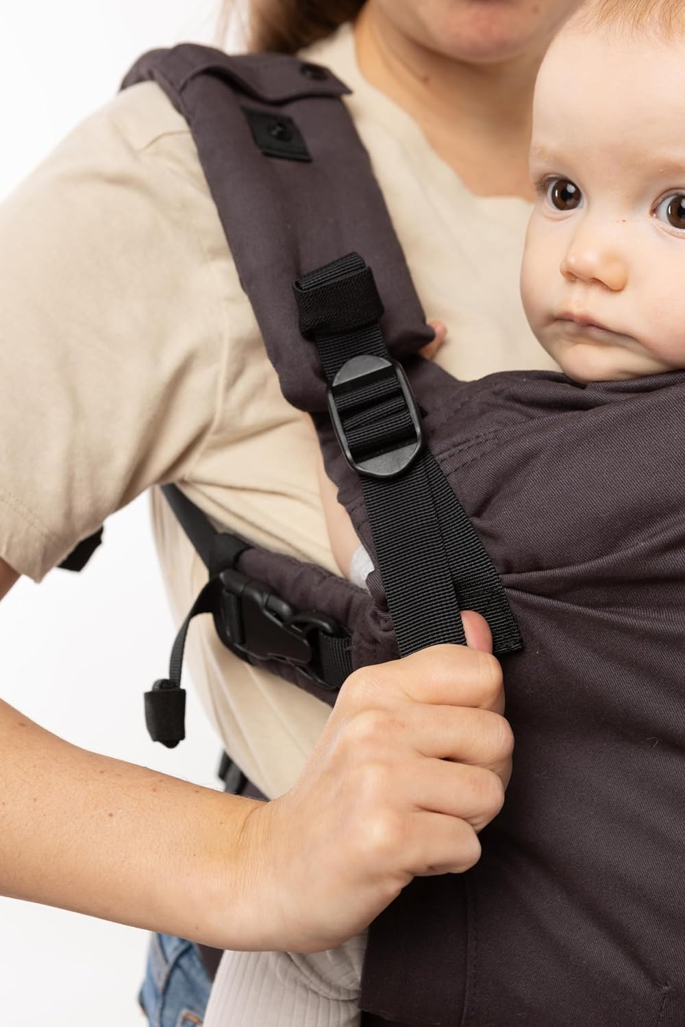 Boba X Baby Carrier - Newborn to Toddler Adjustable, 2-in-1 Convertible Front and Backpack Carrier 7 to 45 lbs, Ergonomic Baby Carrier with Crossable Straps (Charcoal)