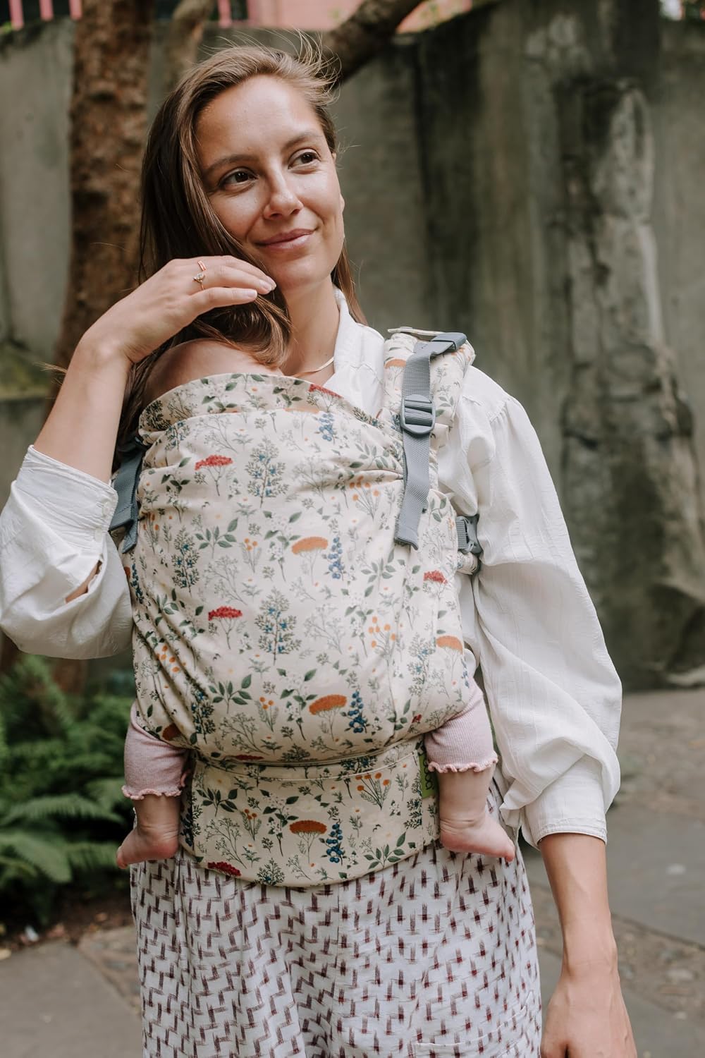 Boba X Baby Carrier - Newborn to Toddler Adjustable, 2-in-1 Convertible Front and Backpack Carrier 7 to 45 lbs, Ergonomic Baby Carrier with Crossable Straps (Winter Garden)