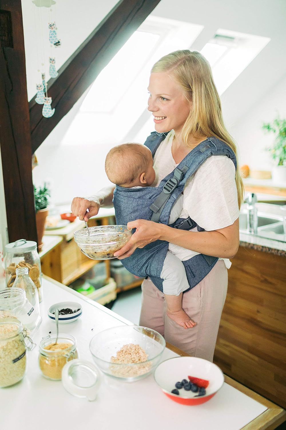 Boba X Baby Carrier - Adjustable Infant Carrier for Newborn to Toddler, Front and Backpack Babywearing 7 to 45 lbs, Ergonomic Baby Carrier with Crossable Straps and Padded Shoulders (Chambray)