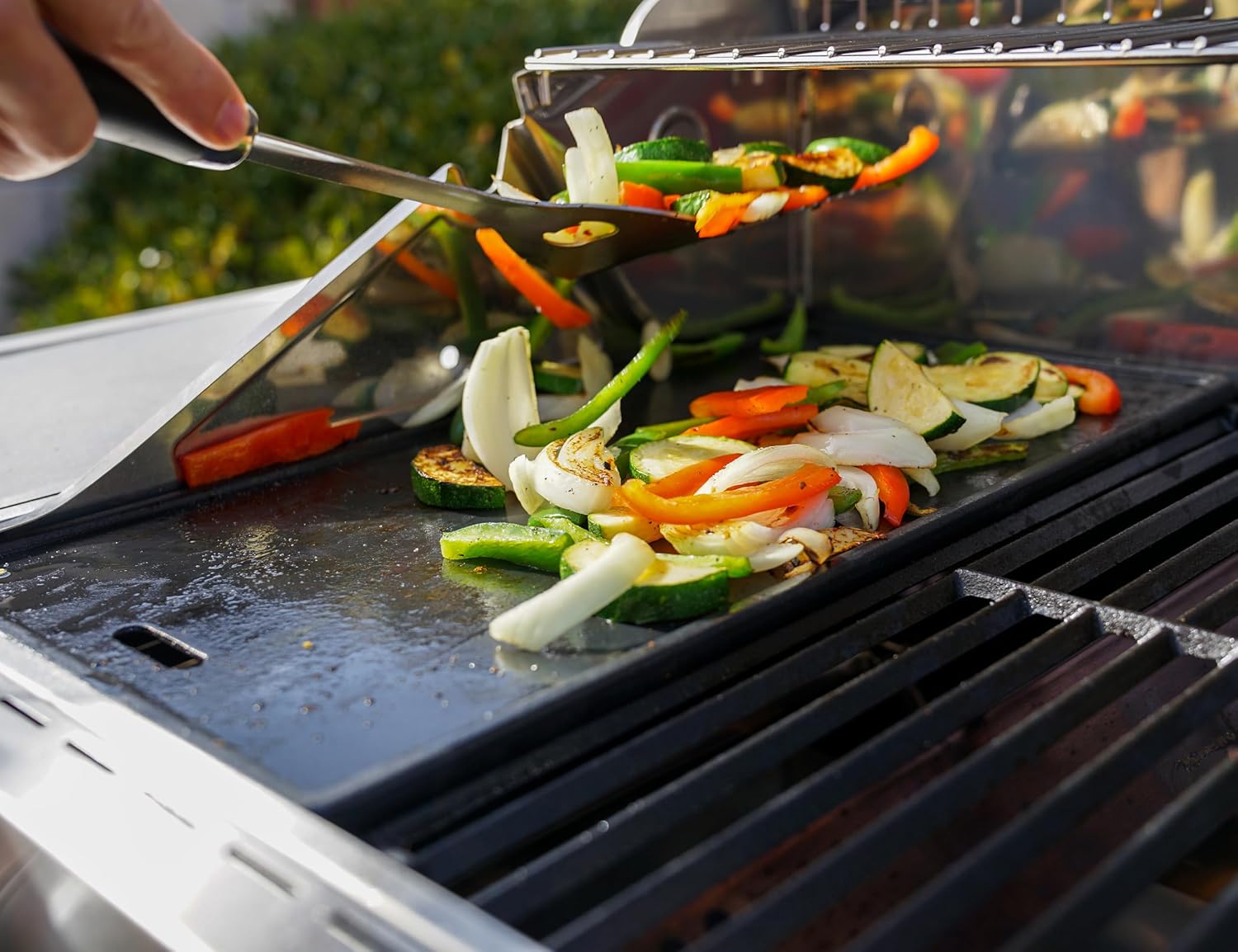 Monument Grills 4+1 Burner Natural Gas Grill with Hose, 50,000 BTU Stainless Steel Outdoor Patio Barbecue Grill with Cooking Plate, Fast Heating, Knob Control, M415BZNG