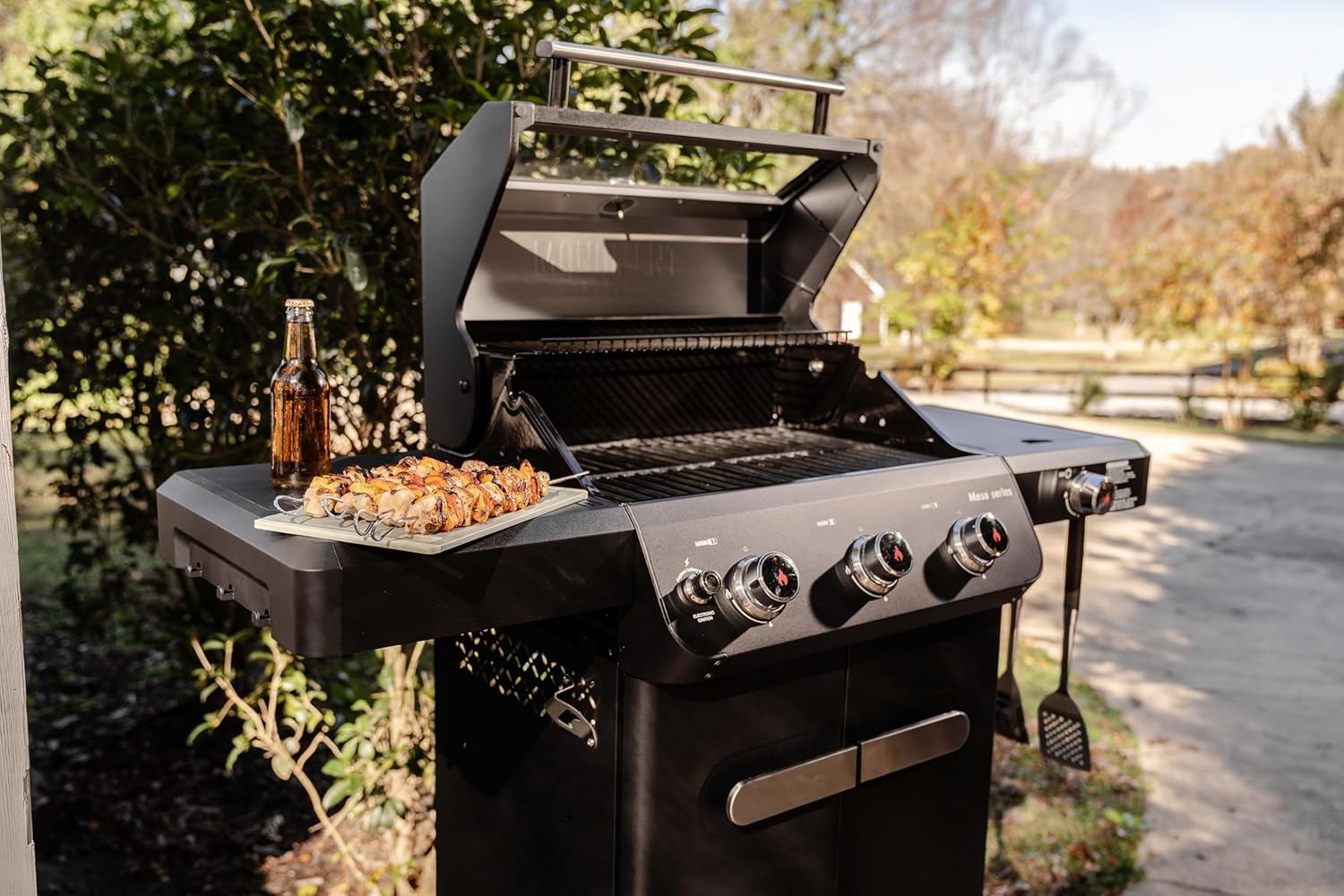 Monument Grills Mesa Series, Outdoor Barbecue Stainless Steel 3 Burner Propane Gas Grill, 48,000 BTU Patio Garden Grill with Side Burner and Knob Controls, Mesa325 with BBQ Cover