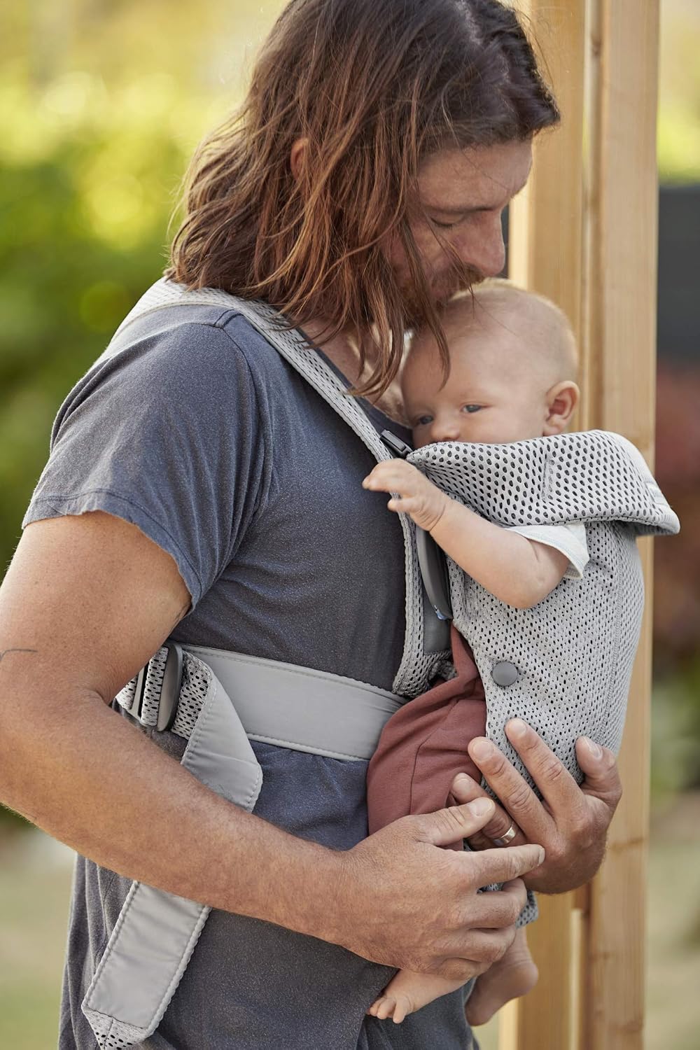 BabyBjörn Baby Carrier Mini, Gray, 3D Mesh | Newborn Carrier (7-15 lbs), Ergonomic, Easy-to-Use