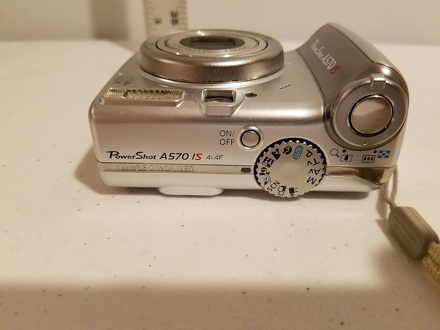 Canon PowerShot A570IS 7.1MP Digital Camera with 4x Optical Image Stabilized Zoom (OLD MODEL)