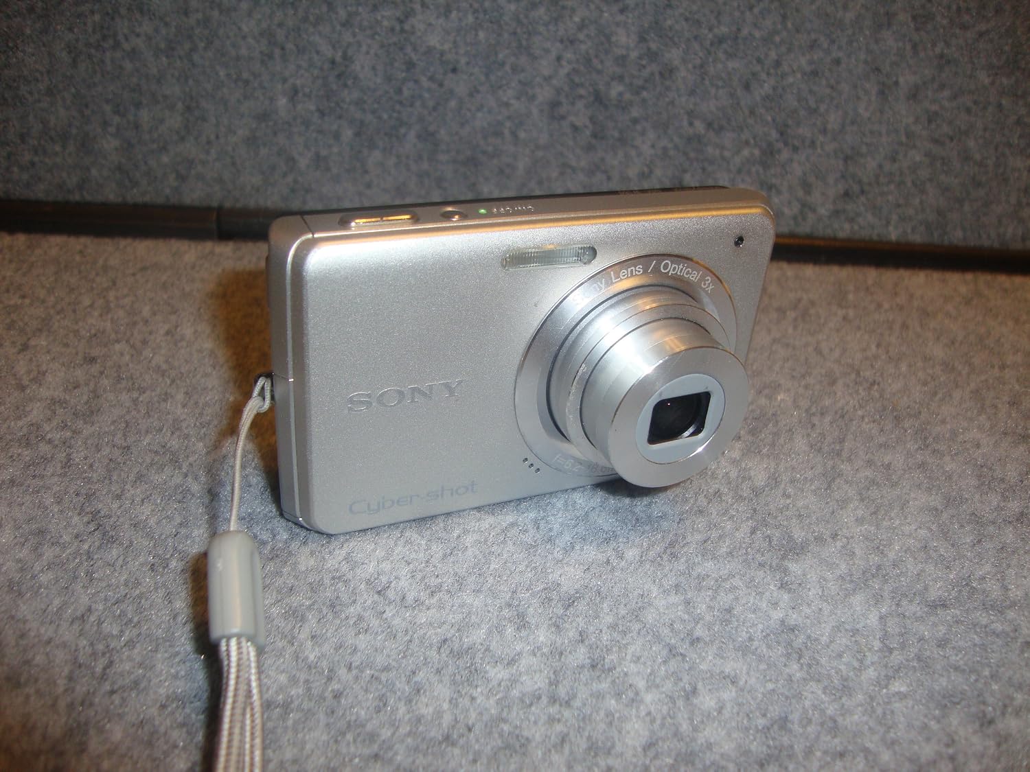 Sony Cyber-shot DSC-W180 10.1MP Digital Camera with 3x SteadyShot Stabilized Zoom and 2.7-inch LCD (Silver)