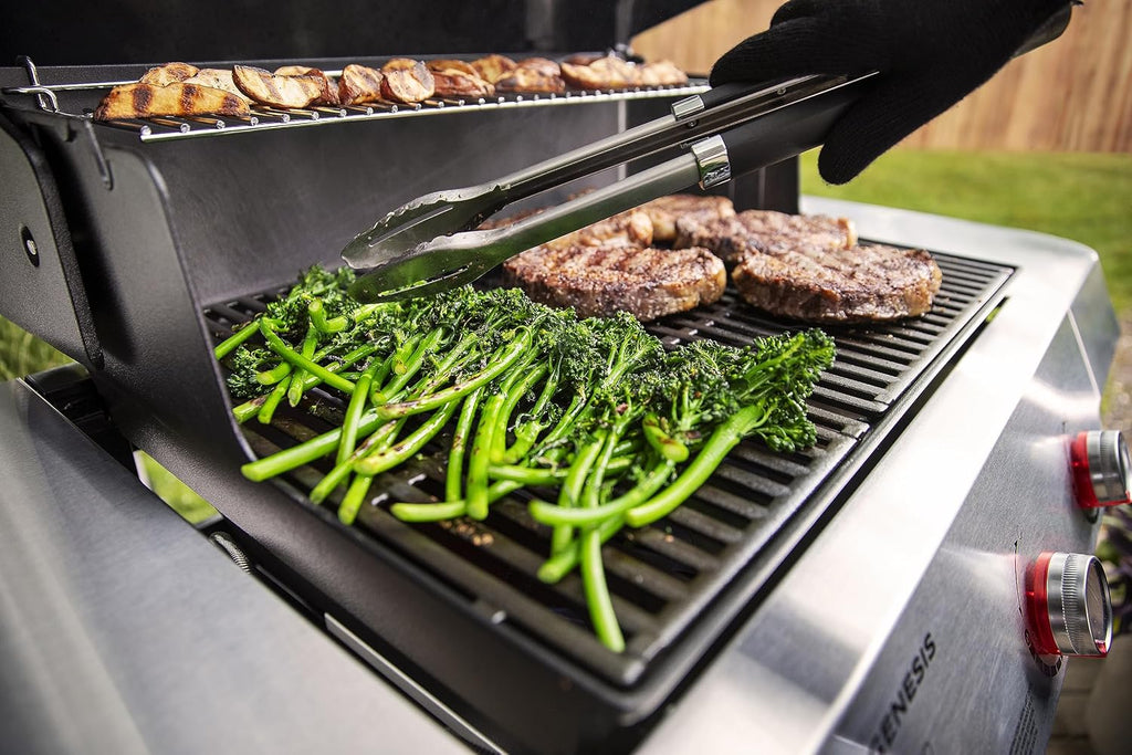 Weber Genesis E-315 Natural Gas Grill for Outdoor Cooking, 3 Burners, Black – Porcelain-Enameled, Cast-Iron Grates, PureBlu Burners